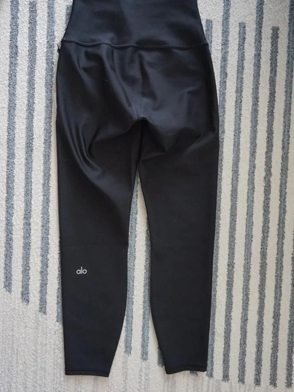 ALO Yoga high compression